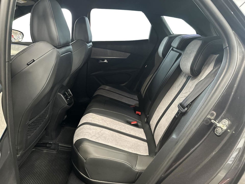 Peugeot 3008 1,6 Hybrid Allure Pack EAT8 5d