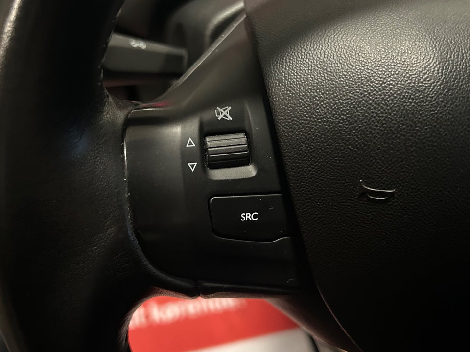 Peugeot 208 1,6 BlueHDi 100 Envy 5d