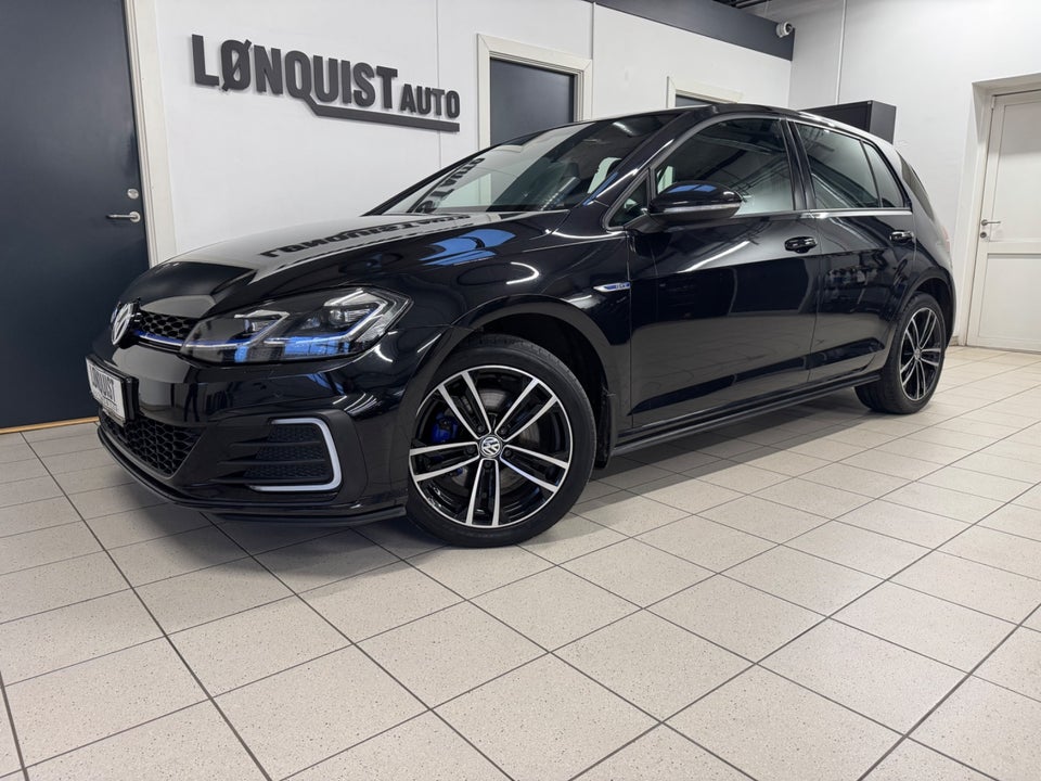 VW Golf VII 1,4 GTE DSG 5d