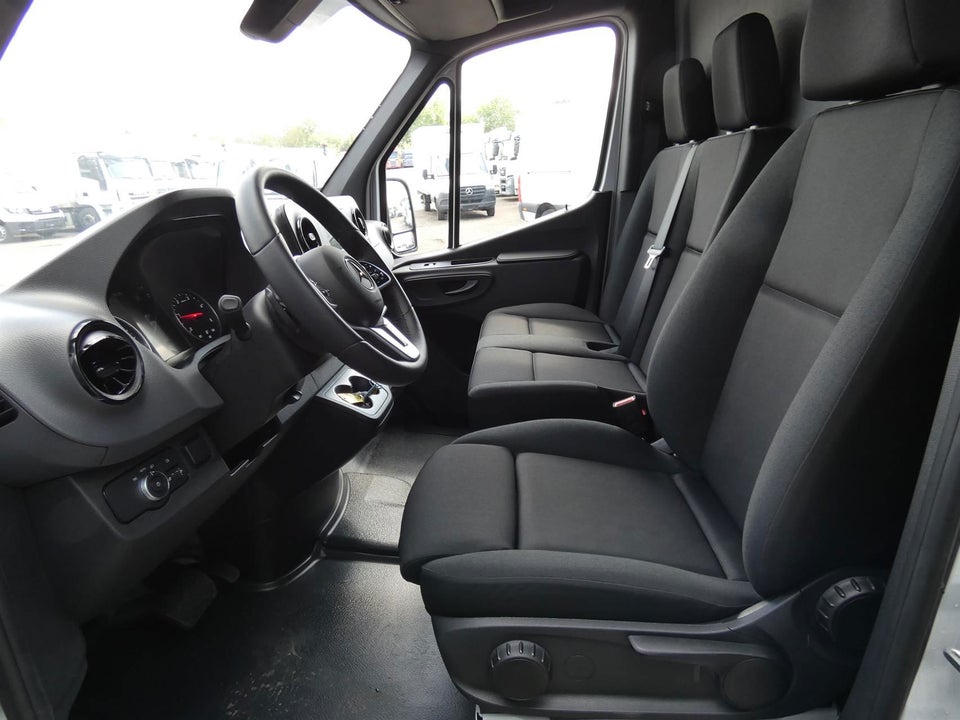 Mercedes Sprinter 317 2,0 CDi A2 Kassevogn aut. RWD