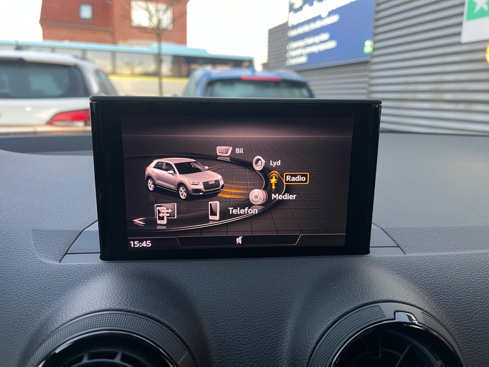 Audi Q2 1,4 TFSi 150 Sport S-tr. 5d