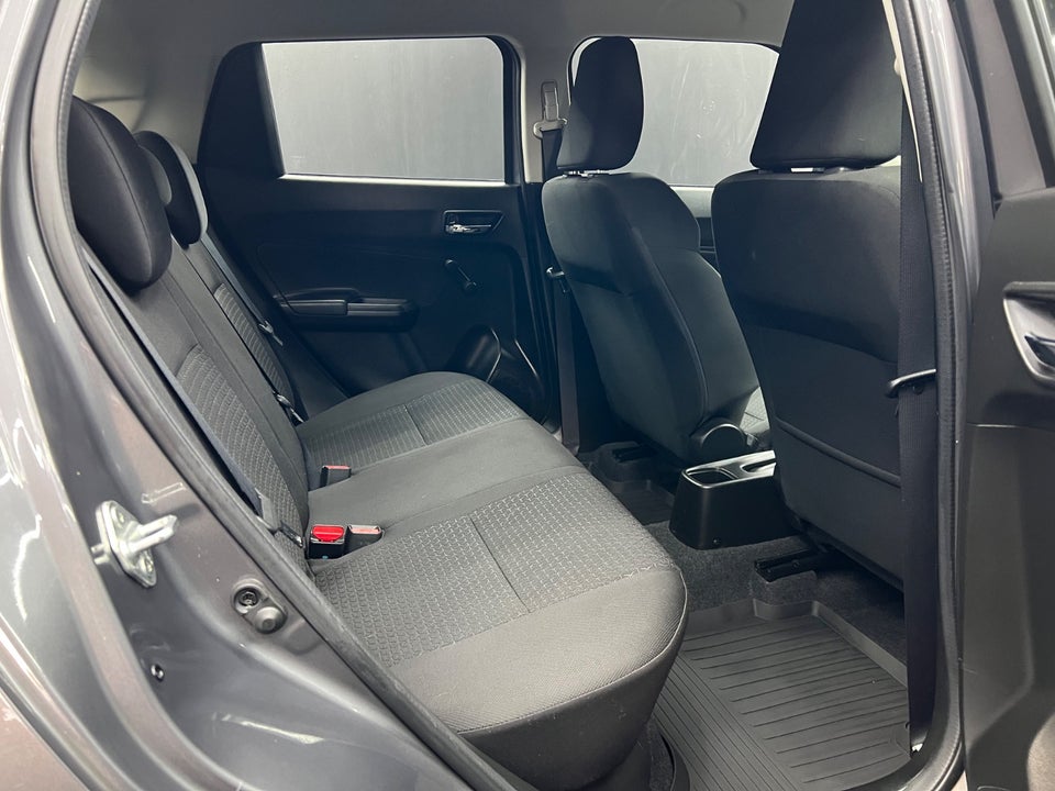 Suzuki Swift 1,2 Dualjet Club 5d