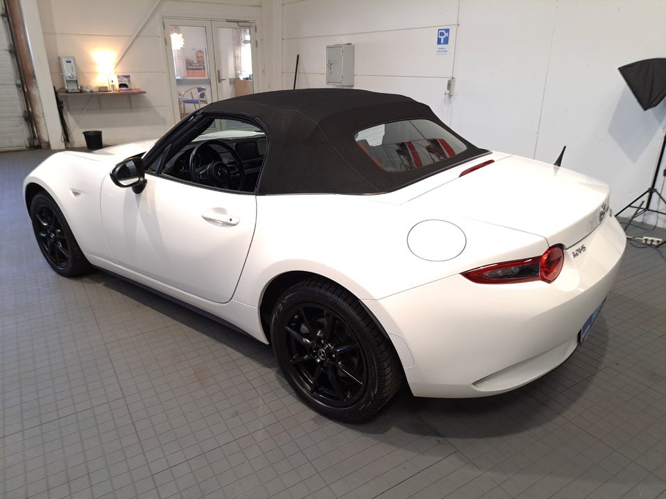 Mazda MX-5 1,5 SkyActiv-G 132 Roadster 2d