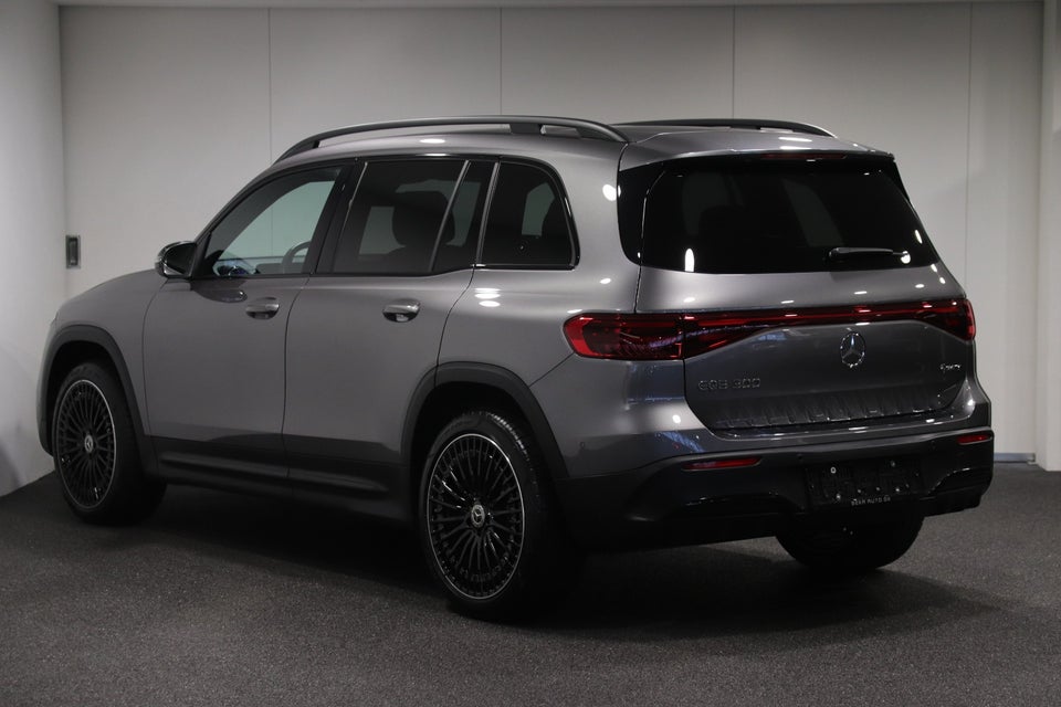 Mercedes EQB300 AMG Line 4Matic 7prs 5d