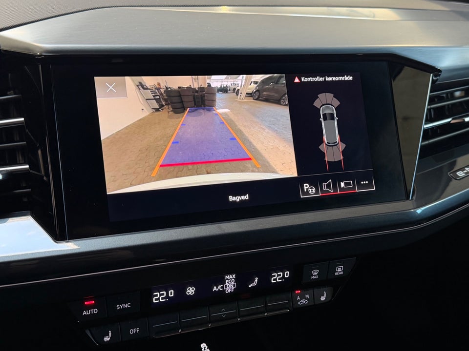 Audi Q4 e-tron 40 S-line 5d