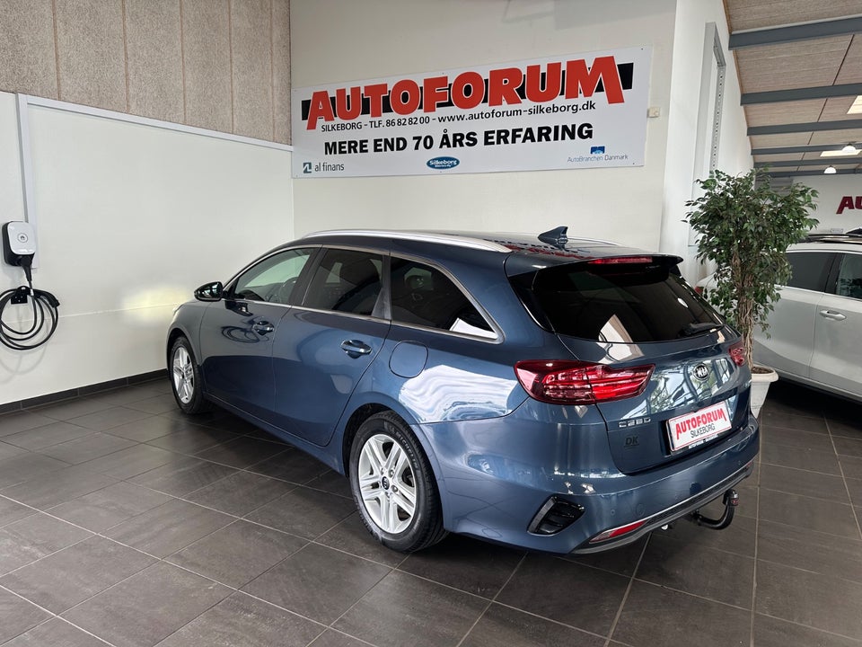 Kia Ceed 1,5 T-GDi mHEV Comfort Upgrade DCT 5d