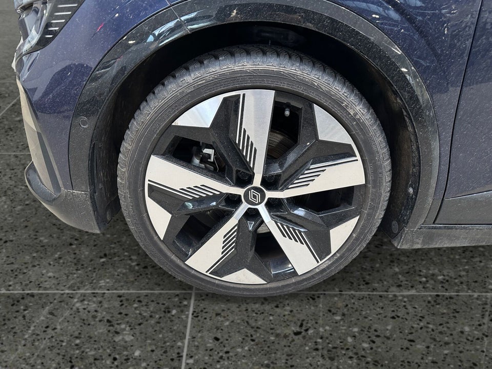 Renault Megane E-Tech 60 Techno 5d