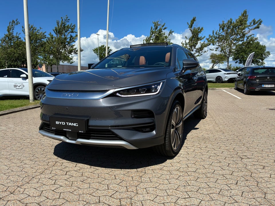 BYD Tang 109 Flagship AWD 7prs 5d