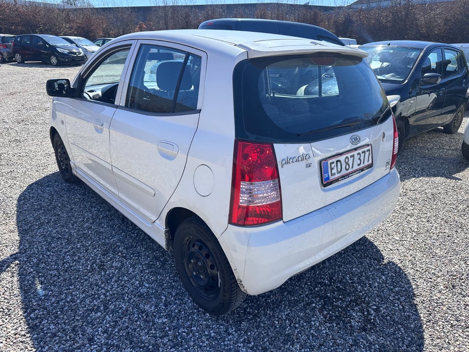 Kia Picanto 1,1 EX 5d