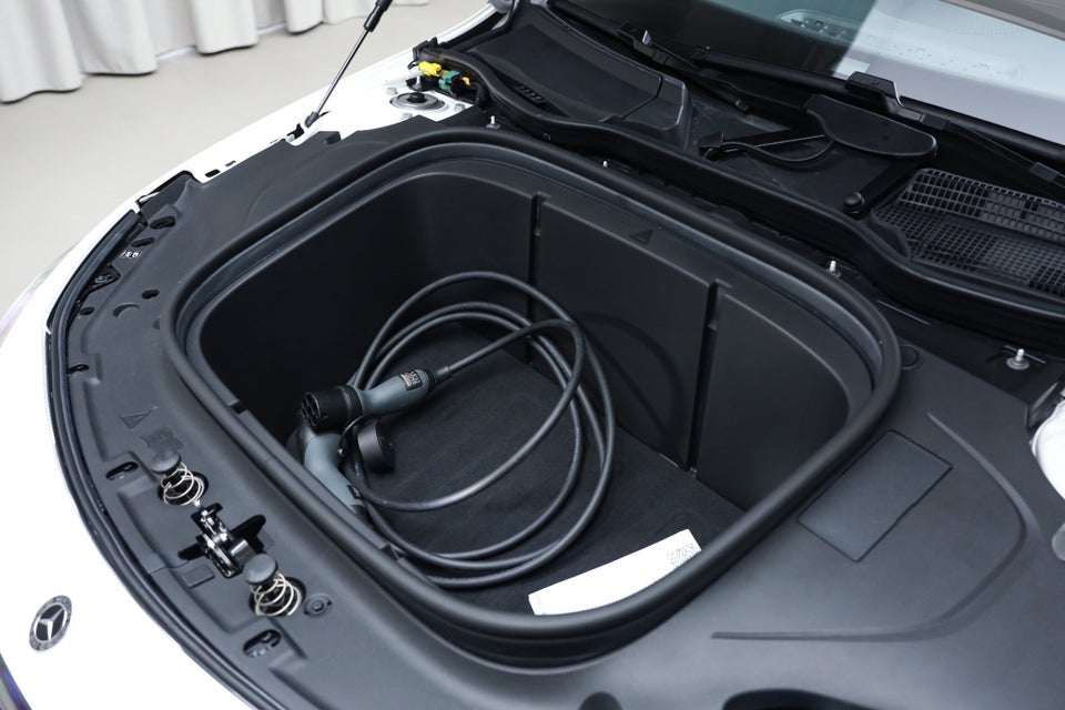 Mercedes CLA250+ electric Progressive Premium 4d