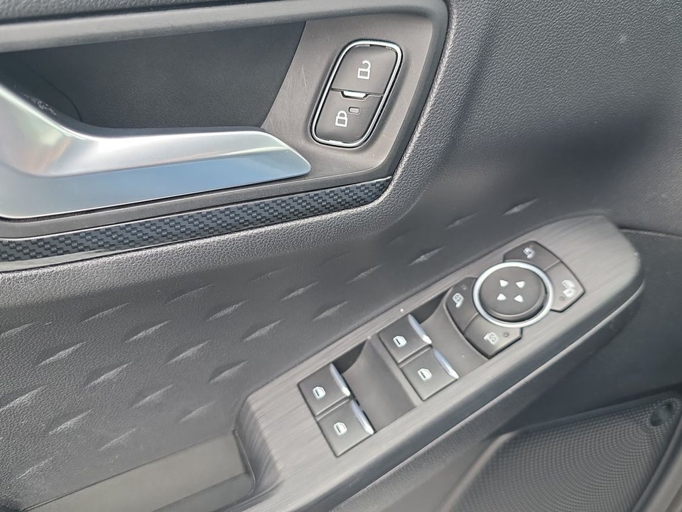 Ford Kuga 2,5 PHEV ST-Line X CVT 5d