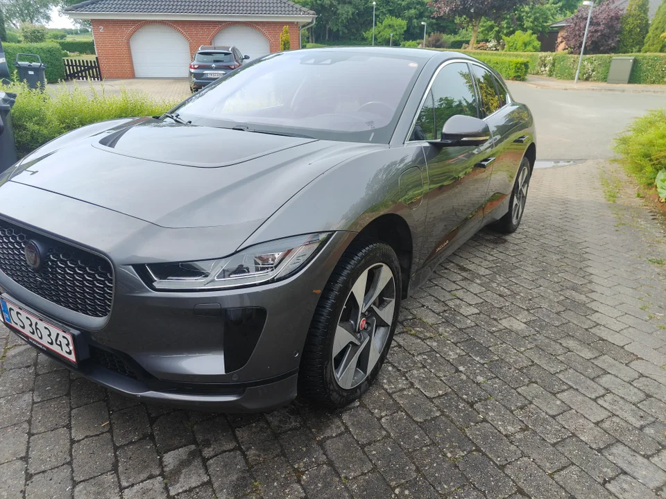 Jaguar I-Pace EV400 SE AWD 5d