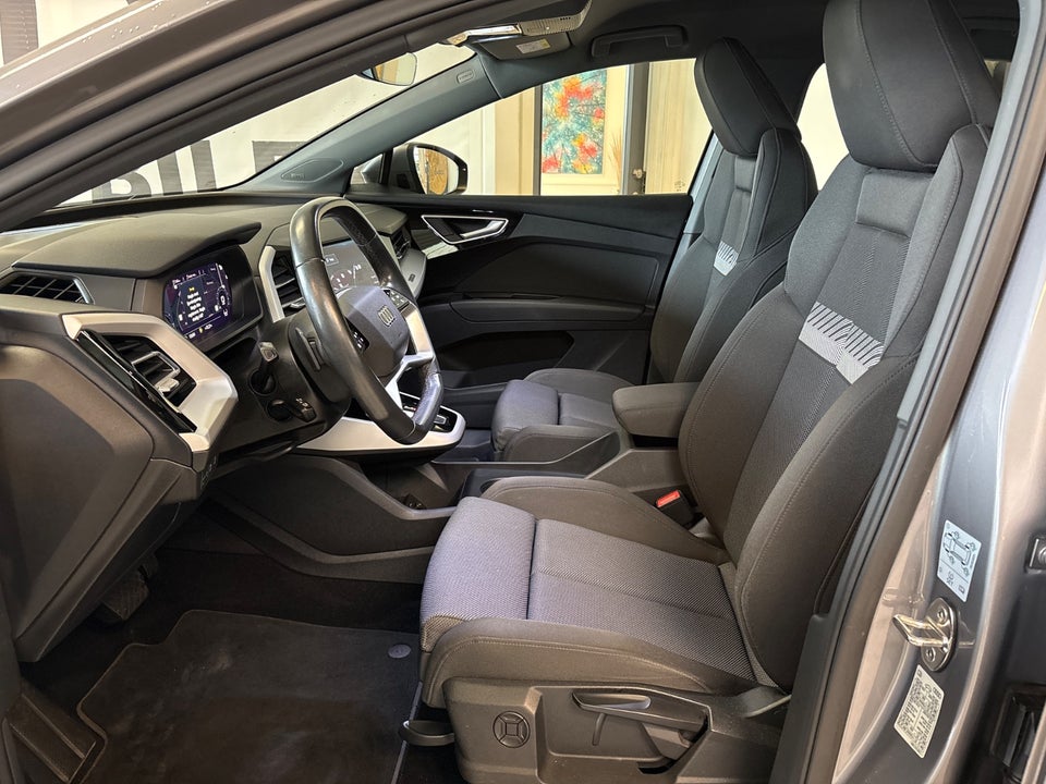 Audi Q4 e-tron 40 Advanced 5d