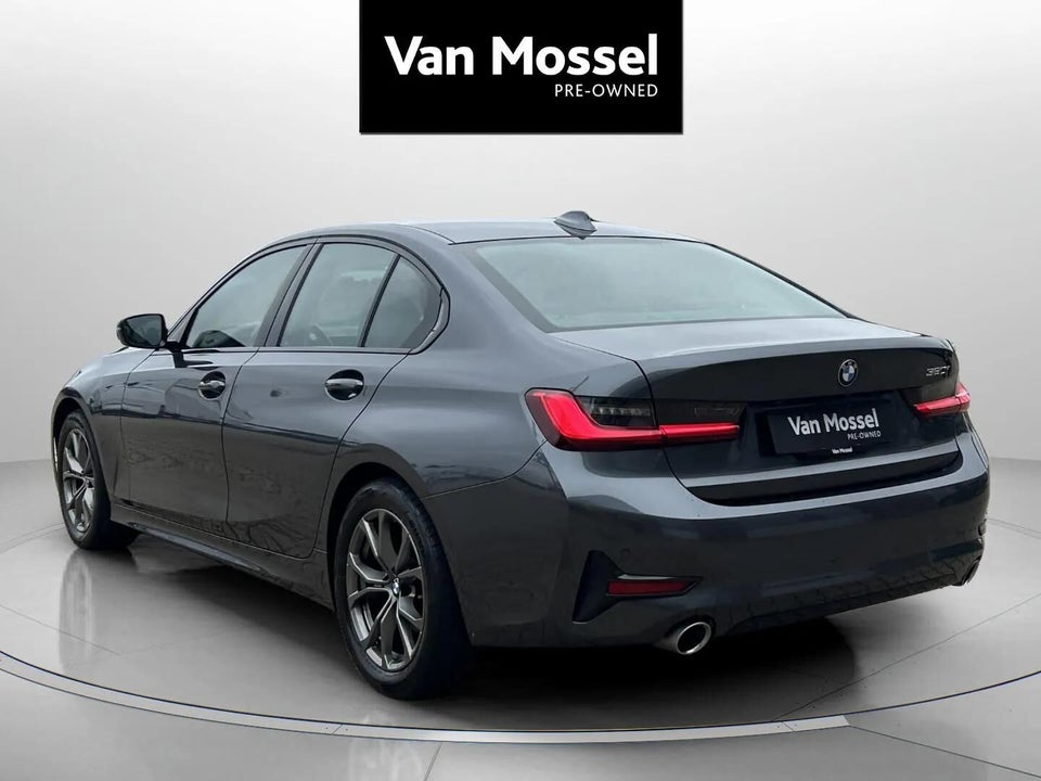 BMW 320i 2,0 Sport Line aut. 4d