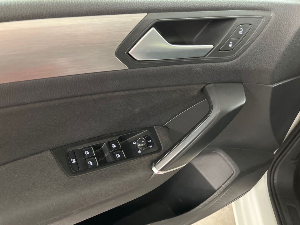 VW Touran 1,4 TSi 150 Highline DSG 7prs 5d