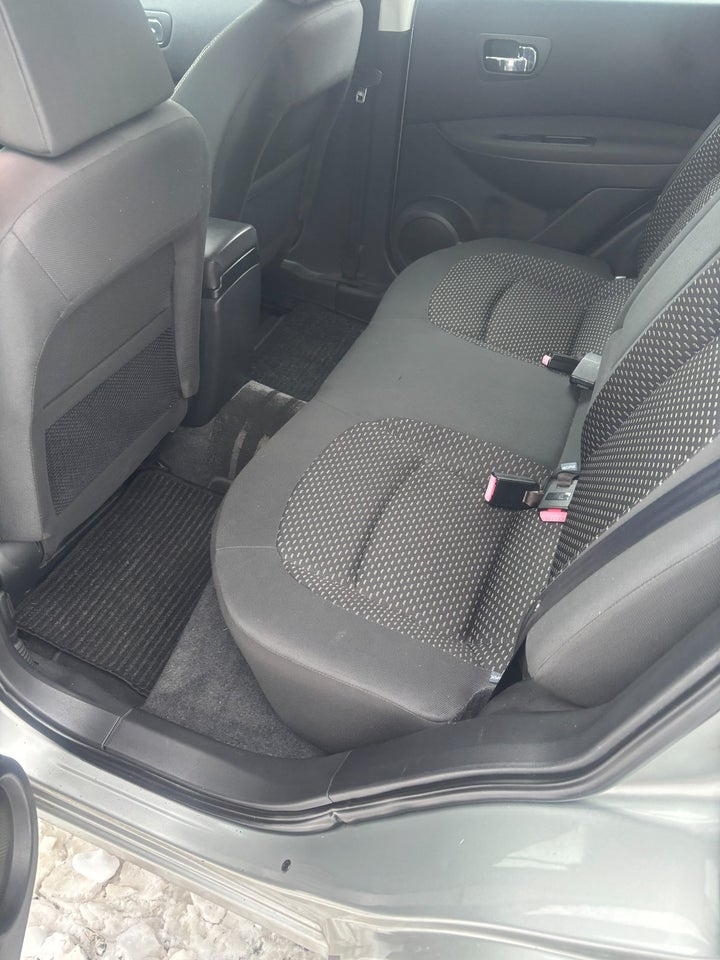 Nissan Qashqai 1,6 Acenta 5d