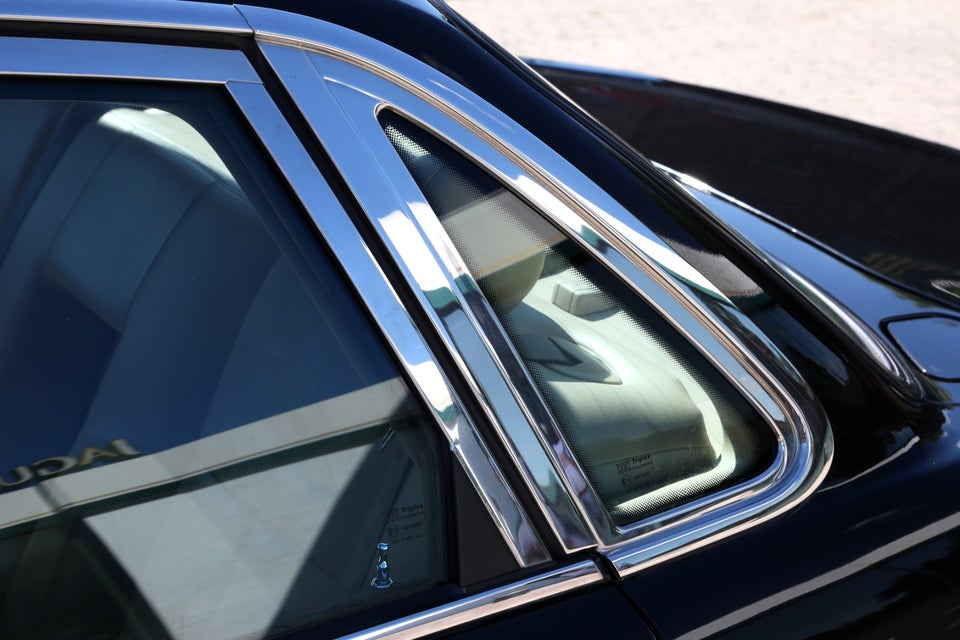 Jaguar XJR 4,0 S/C 4d