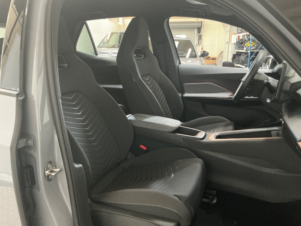 Cupra Born 58 e-Boost 5d