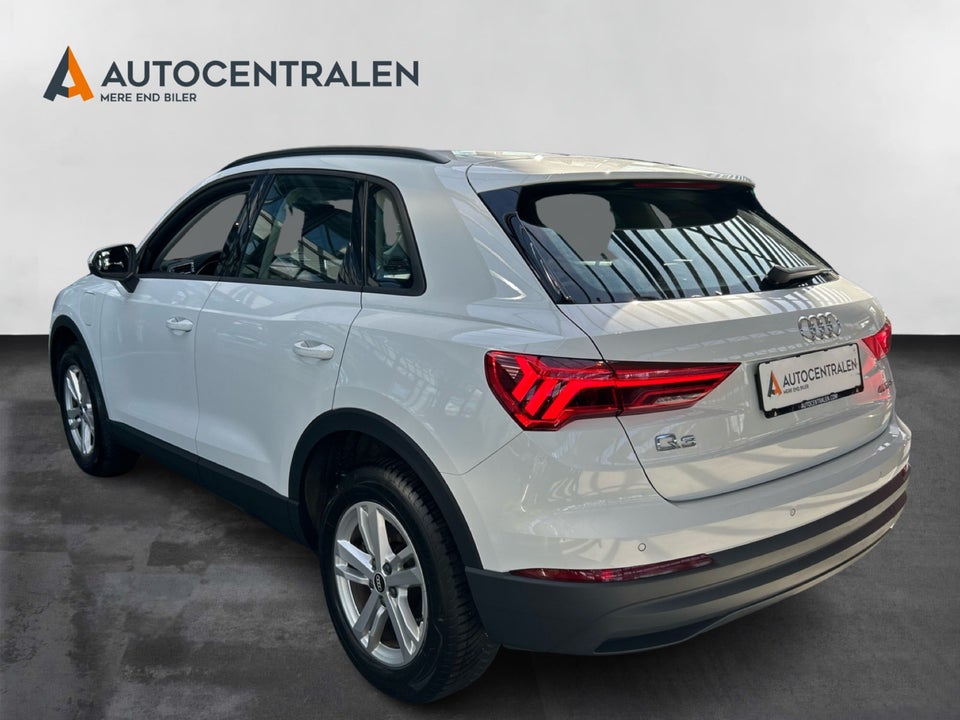 Audi Q3 45 TFSi e Attitude plus S-tr. 5d