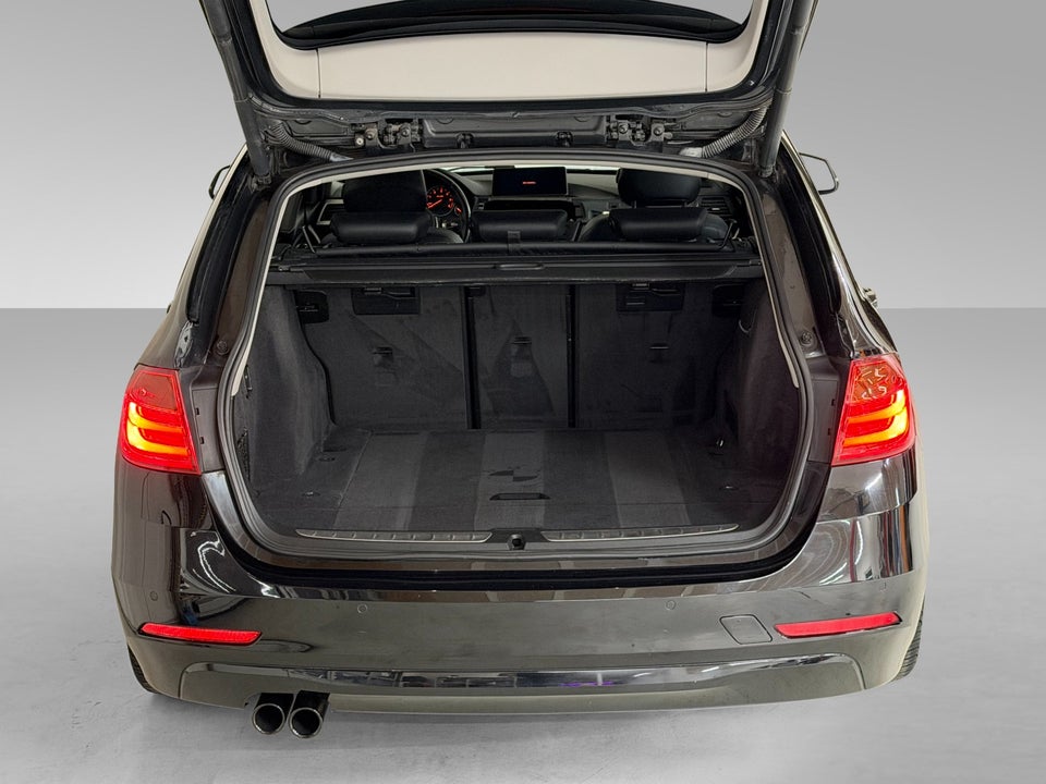 BMW 330d 3,0 Touring xDrive aut. 5d