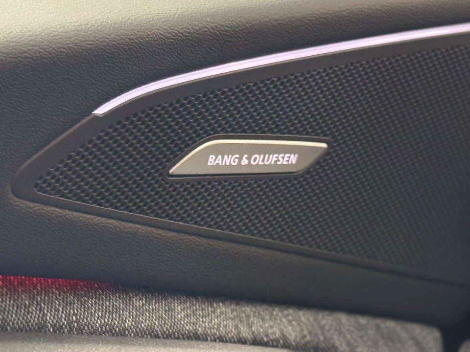 Audi Q6 e-tron Ultra quattro 5d