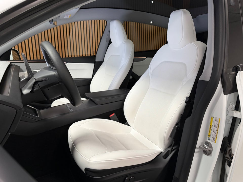 Tesla Model Y Premium Long Range RWD 5d