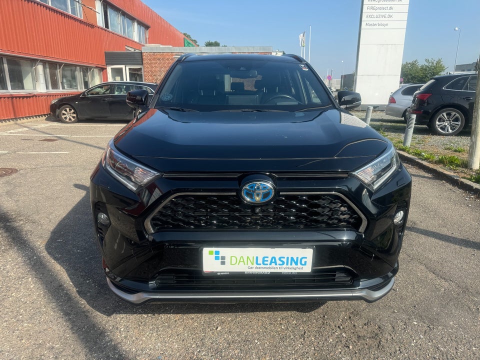 Toyota RAV4 2,5 Plug-in Hybrid H3 Executive AWD-i 5d