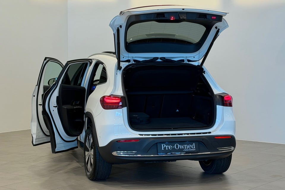 Mercedes EQA300 Progressive 4Matic 5d