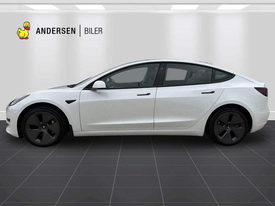 Tesla Model 3 Standard Range+ RWD 4d