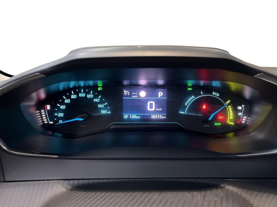 Peugeot e-208 50 Style 5d