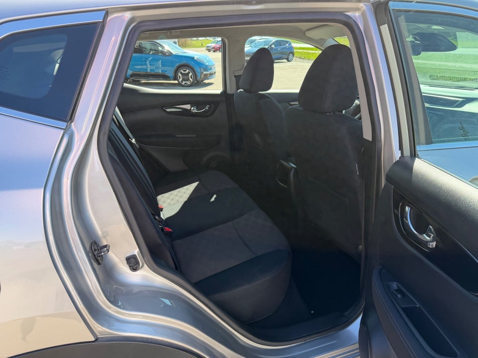Nissan Qashqai 1,2 Dig-T 115 Acenta 5d