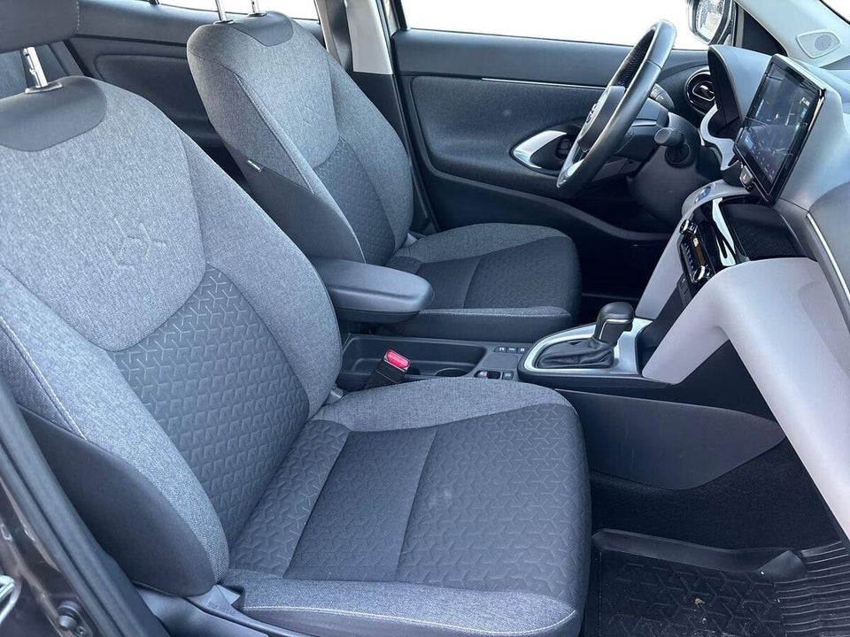 Toyota Yaris Cross 1,5 Hybrid Active Tech e-CVT 5d