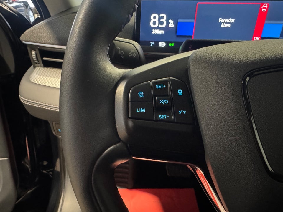 Ford Mustang Mach-E 70 Standard Range 5d