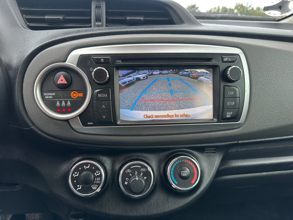 Toyota Yaris 1,0 VVT-i T2 Touch 5d
