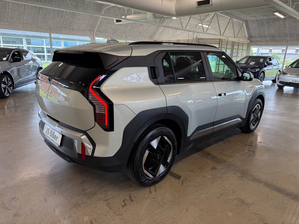 Kia EV3 58 Standard Range Prestige 5d