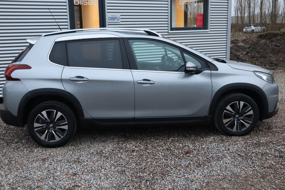 Peugeot 2008 1,5 BlueHDi 100 Allure Sky 5d