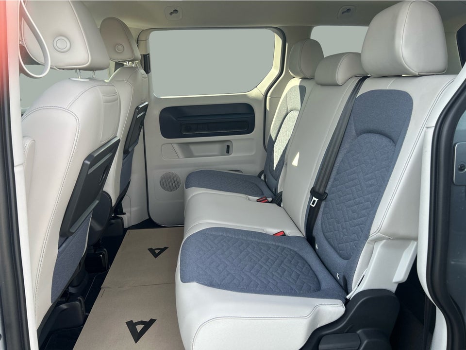 VW ID.Buzz 77 Style 75 Years Edition SWB 5d