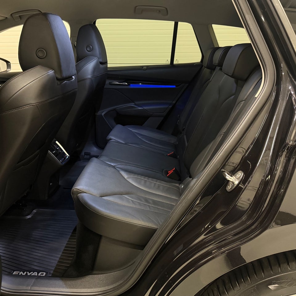 Skoda Enyaq 80 iV Loft 5d