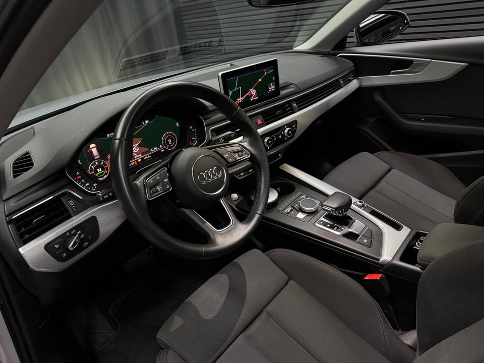 Audi A4 40 TDi S-line Avant S-tr. 5d