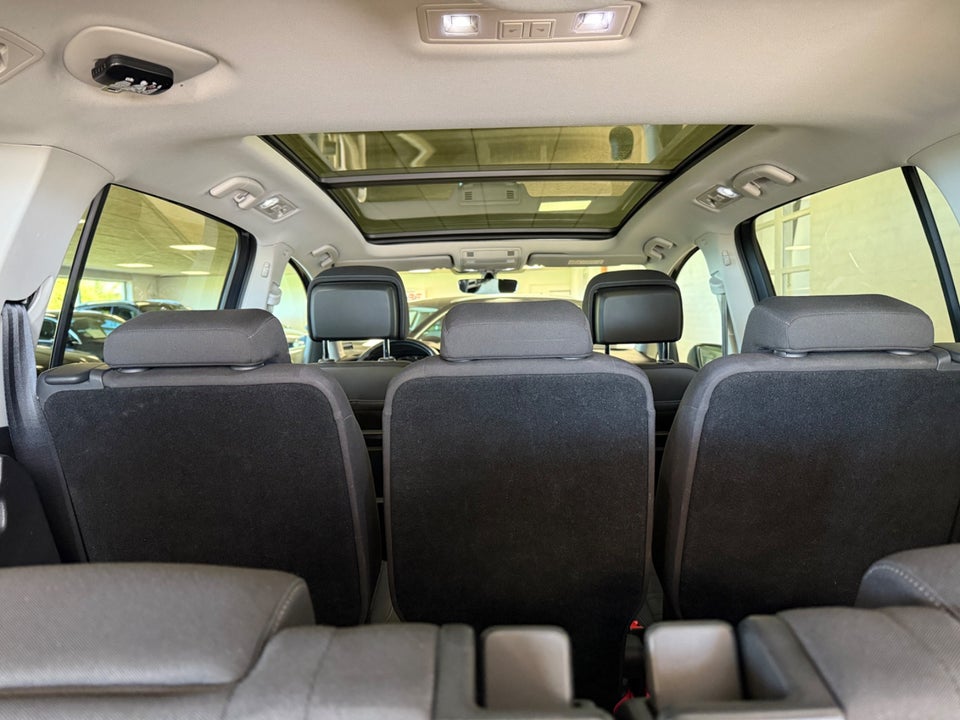 VW Touran 1,4 TSi 150 Highline 7prs 5d
