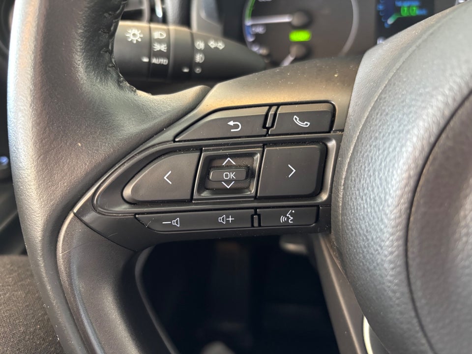 Toyota Yaris 1,5 Hybrid Active e-CVT 5d