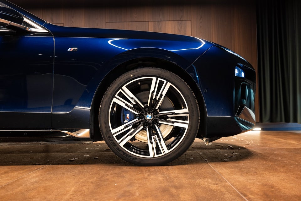 BMW i7 xDrive60 M-Sport 4d