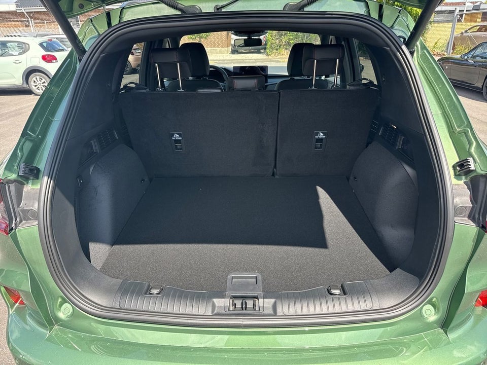 Ford Kuga 2,5 PHEV ST-Line X CVT 5d