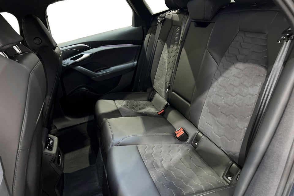 Audi A6 e-tron S-line plus performance Avant 5d