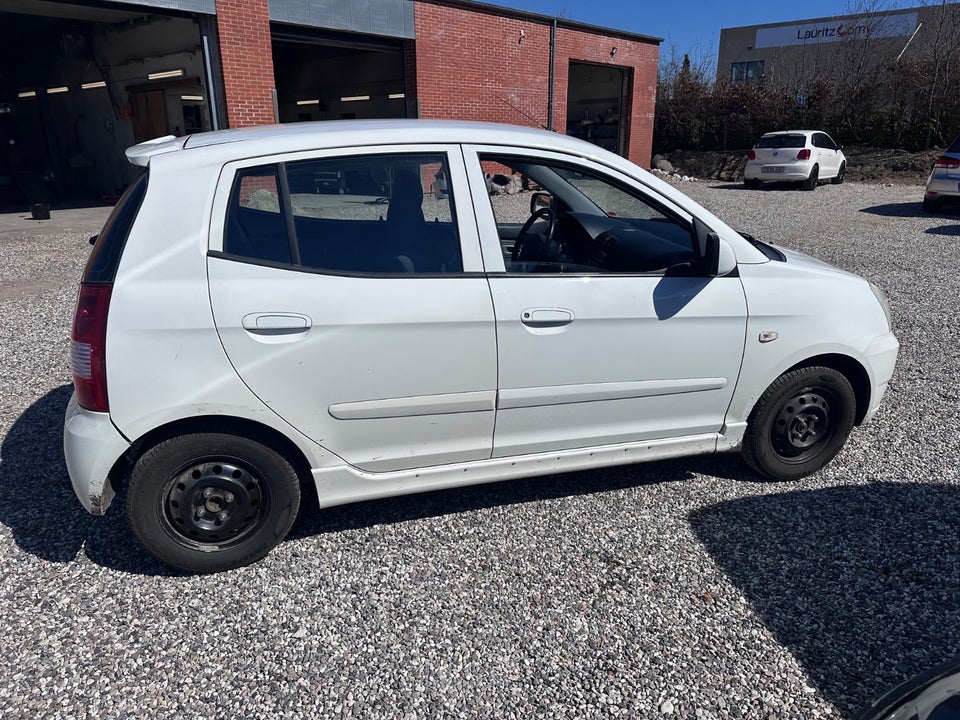 Kia Picanto 1,1 EX 5d