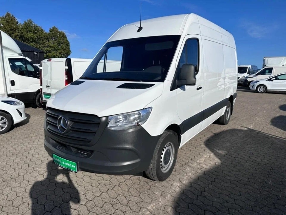 Mercedes Sprinter 317 2,0 CDi A2 Kassevogn aut. RWD