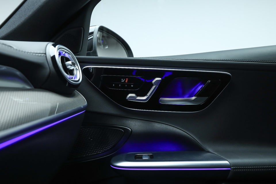 Mercedes C300 e 2,0 AMG Line aut. 4d