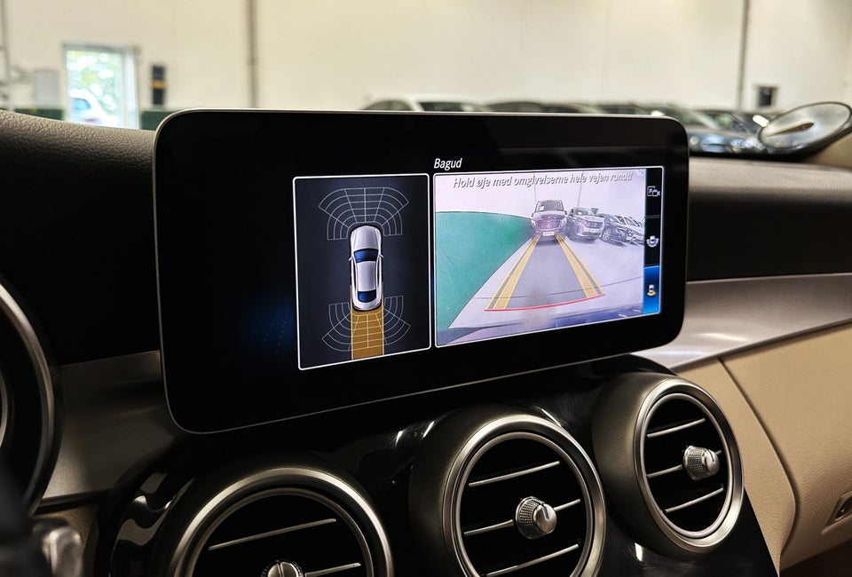 Mercedes C300 2,0 Coupé aut. 2d