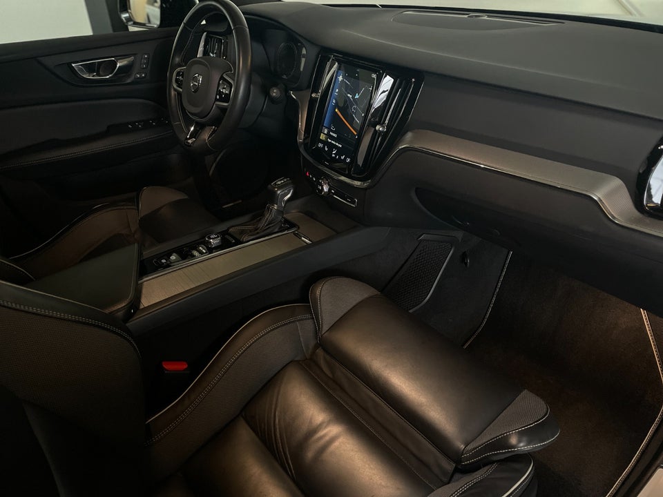 Volvo V60 2,0 T4 210 R-Design Polestar aut. 5d