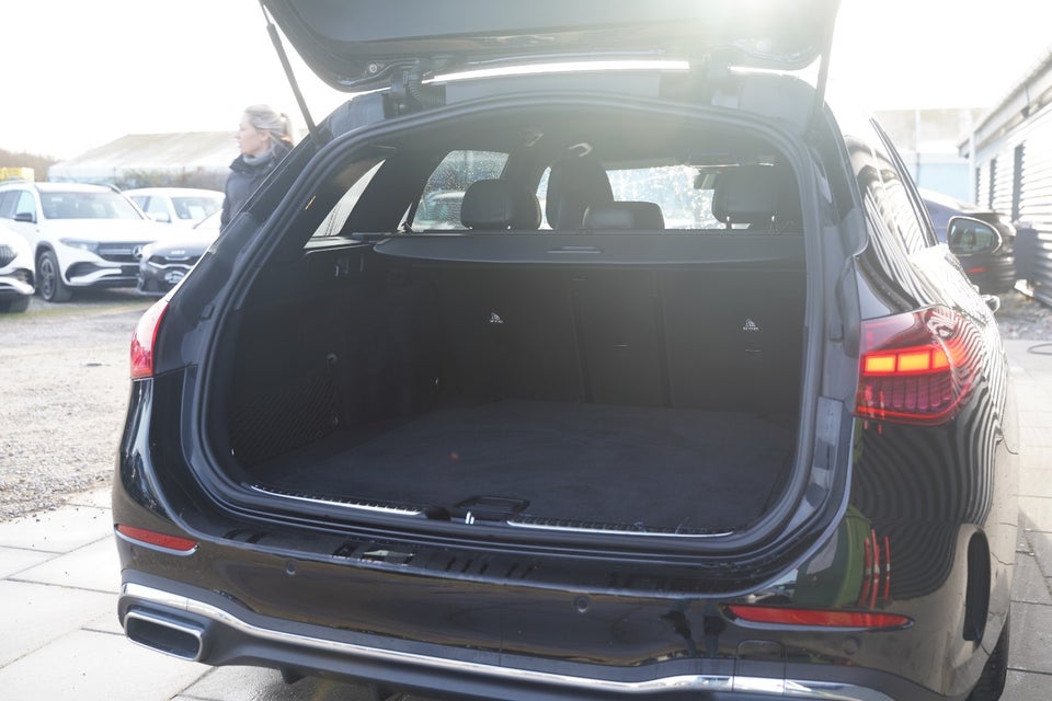 Mercedes C220 d 2,0 AMG Line stc. aut. 5d